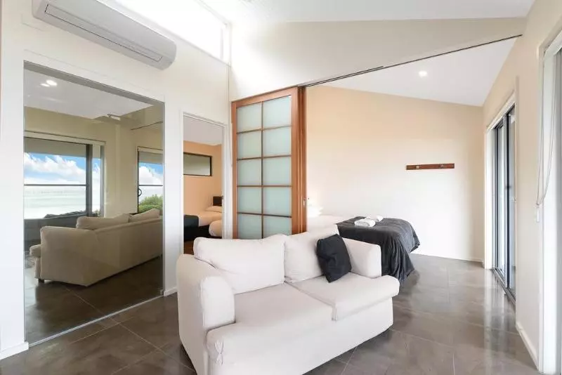 Hotel Seafarers Getaway