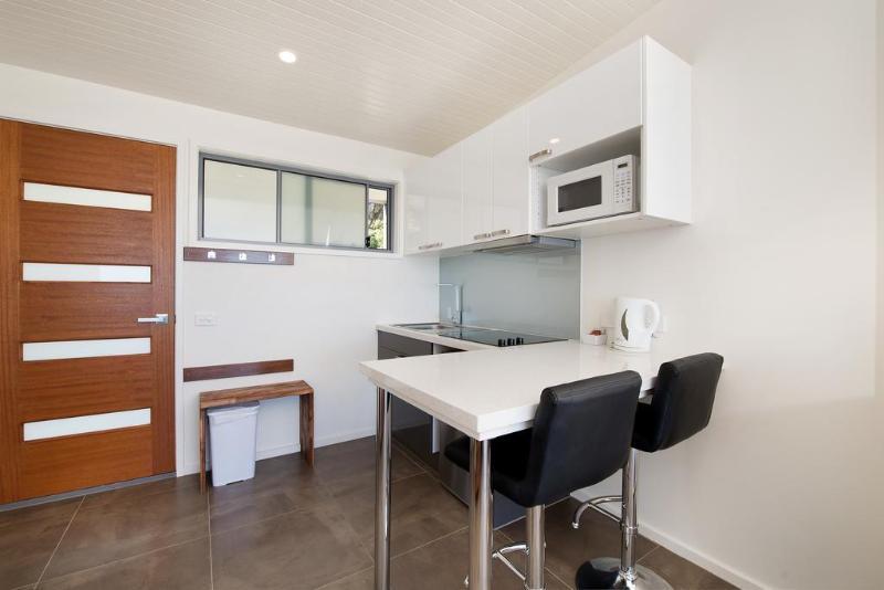 Отель Seafarers Getaway