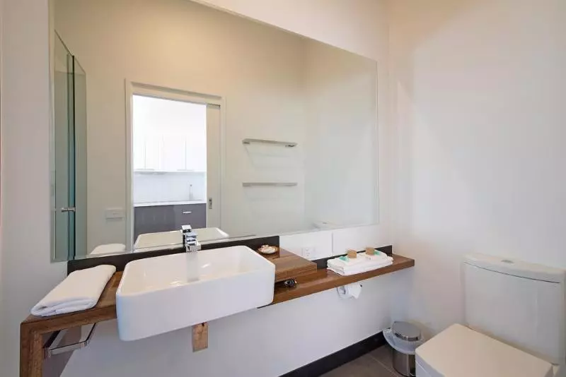 Hotel Seafarers Getaway