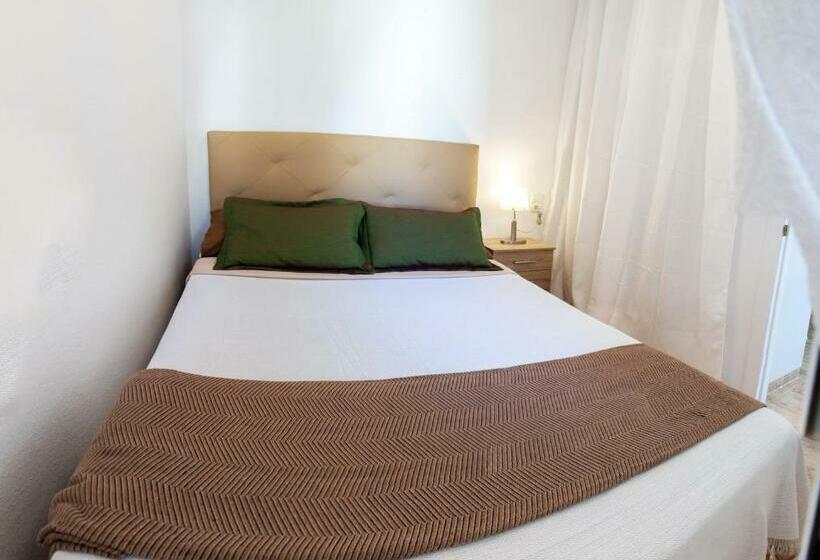 Holiday Suite Caballero de Rodas 92