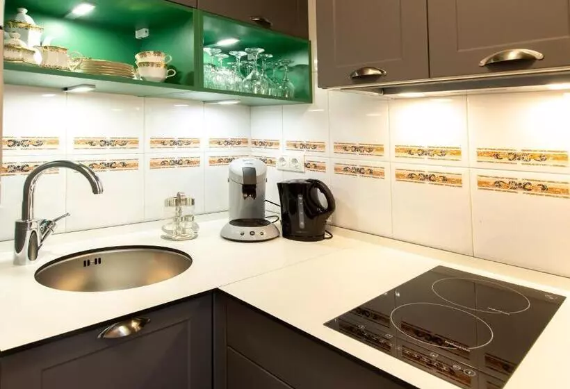 Holiday Suite Caballero de Rodas 92