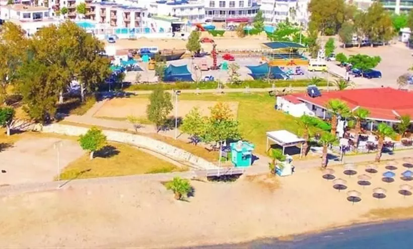 酒店 Carina Resort