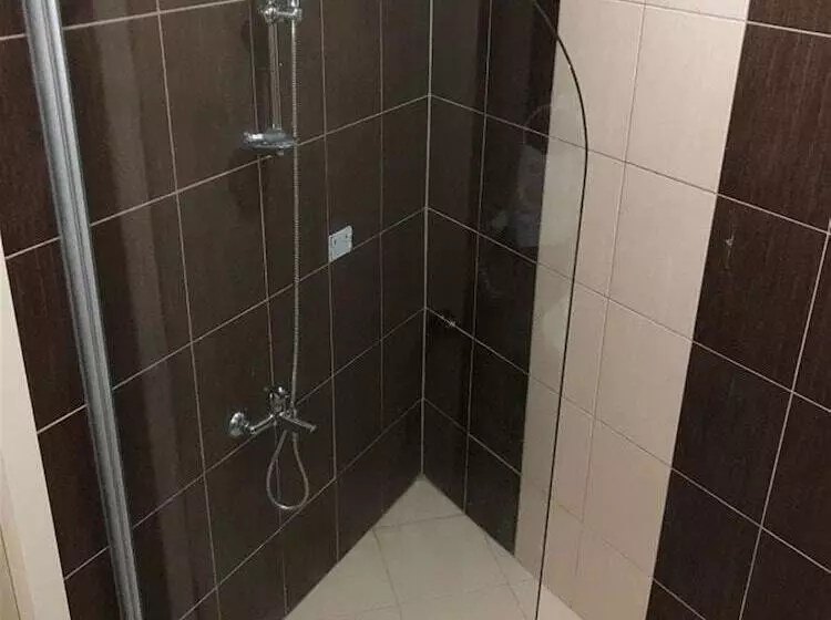 酒店 Carina Resort