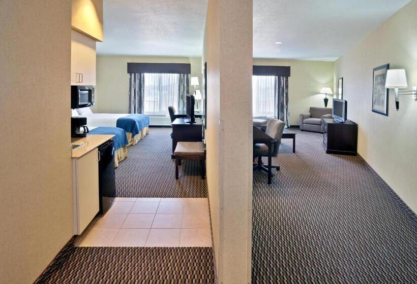 בית מלון כפרי Holiday Inn Express & Suites Nampa   Idaho Center, An Ihg