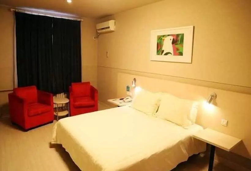 Отель Jinjiang Inn Jinan Beiyuan Street