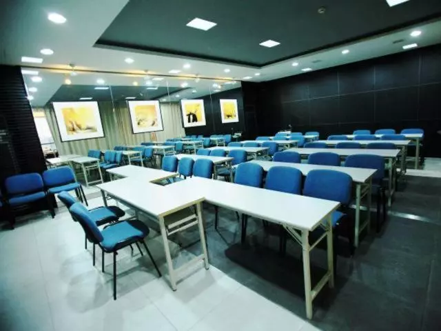 Отель Jingjiang Inn Nanjing Qingliangmen