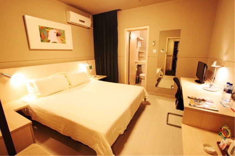 Otel Jinjiang Inn Xiamen Guomao