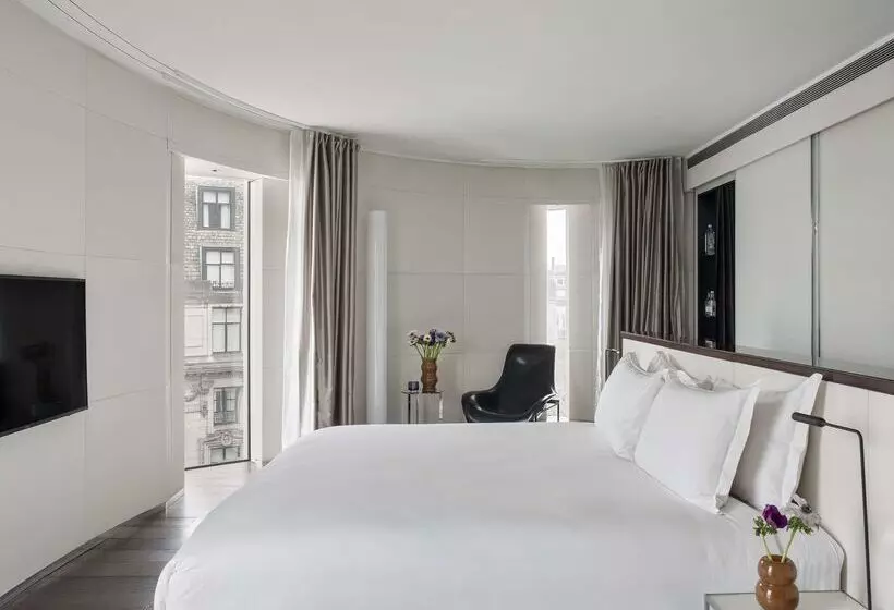 Hotel Me London By Melia Covent Garden