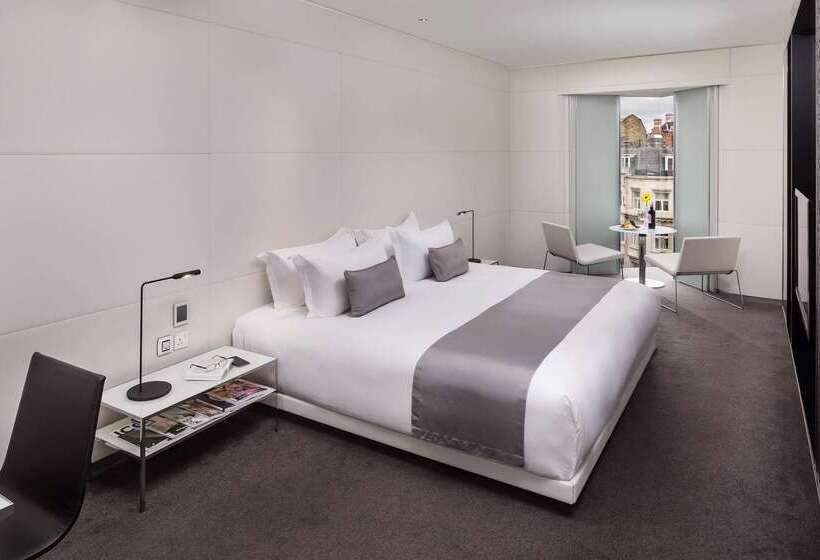 בית מלון כפרי Me London By Melia   Covent Garden