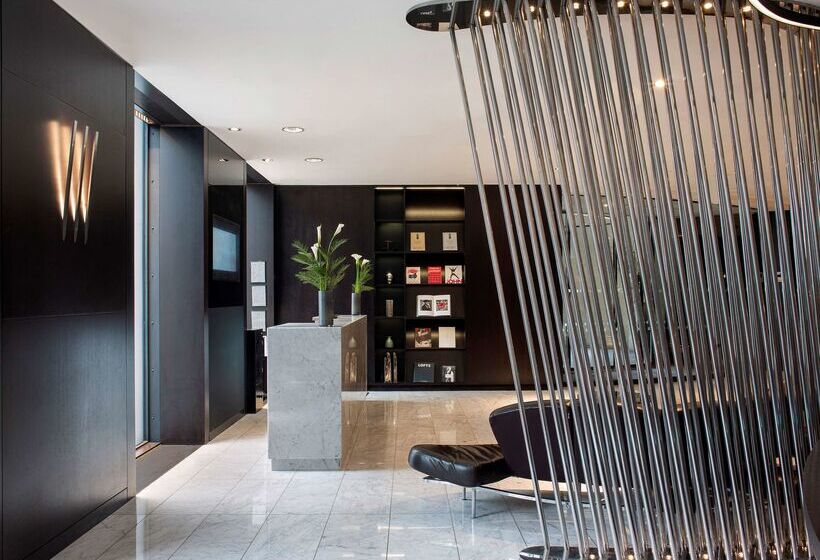 בית מלון כפרי Me London By Melia   Covent Garden