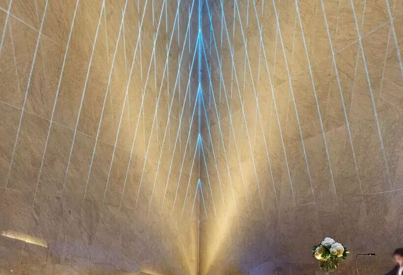 Hotel Me London By Melia Covent Garden