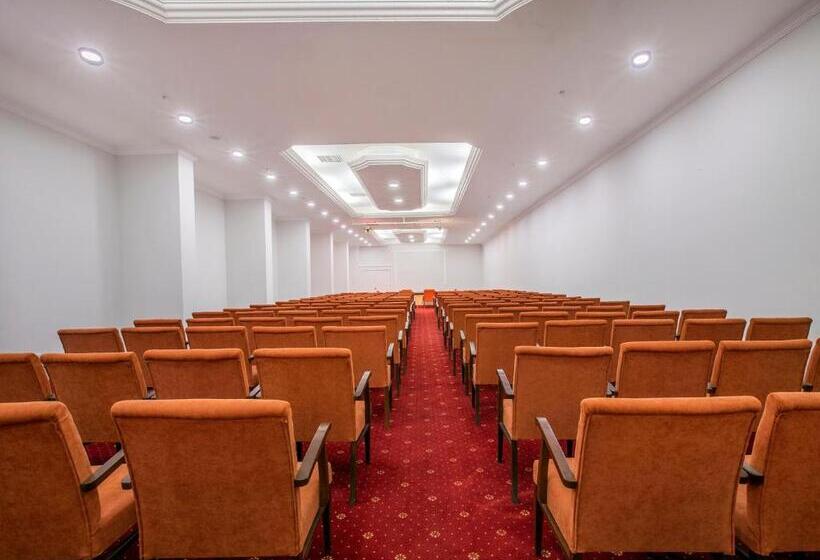 فندق Meri̇di̇a Beach