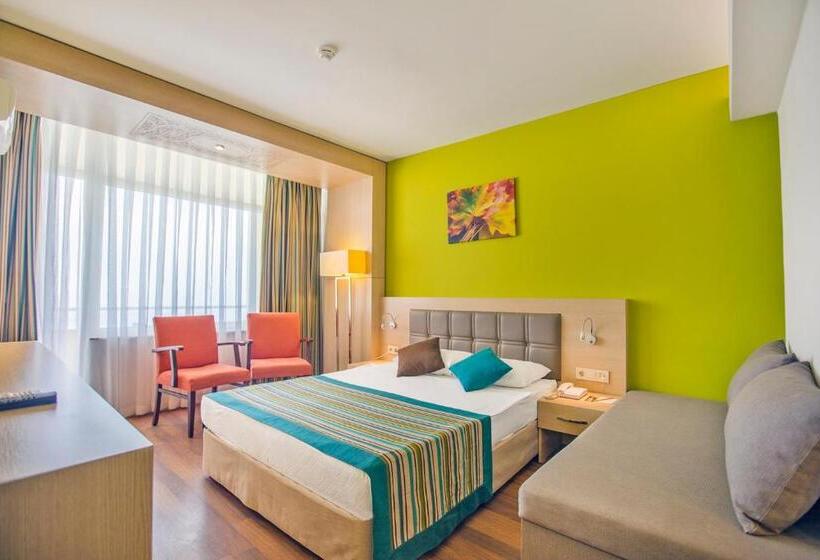 فندق Meri̇di̇a Beach