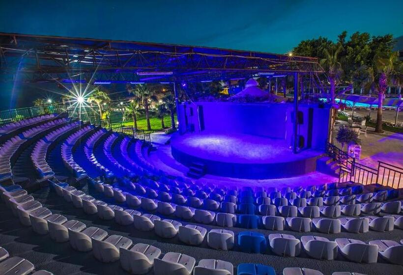 فندق Meri̇di̇a Beach