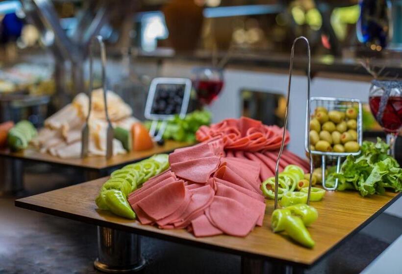 فندق Meri̇di̇a Beach