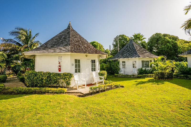 Decameron Club Caribbean Runaway Bay, Ramada All Inclusive Resort