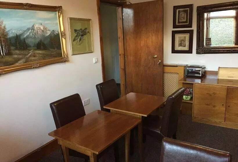 تختخواب و صبحانه Cambridge House