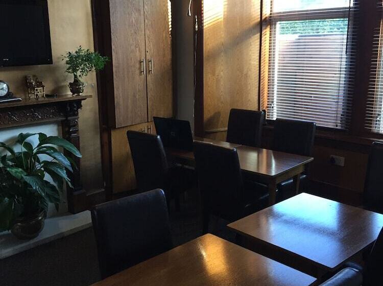 住宿加早餐  Cambridge House