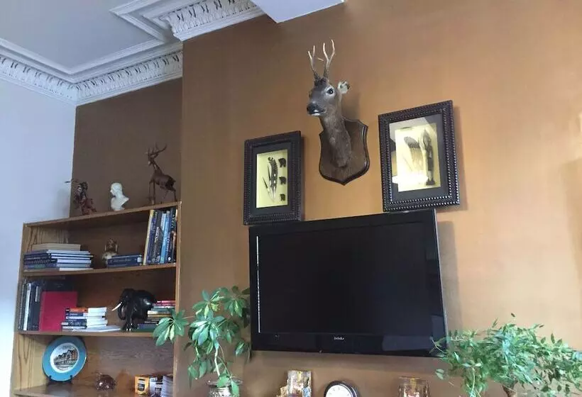 تختخواب و صبحانه Cambridge House