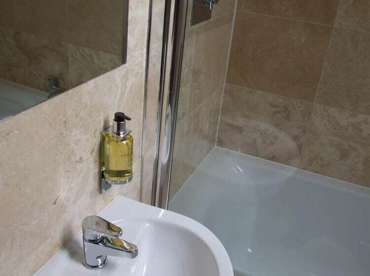 住宿加早餐  Cambridge House