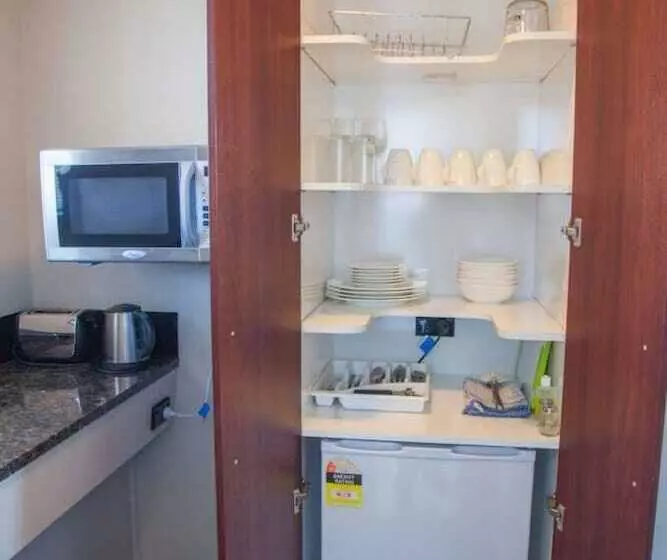 City Central Motel Apartments