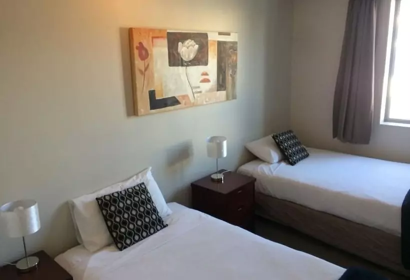 City Central Motel Apartments