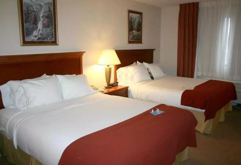 هتل Baymont By Wyndham Portage Indiana Dunes
