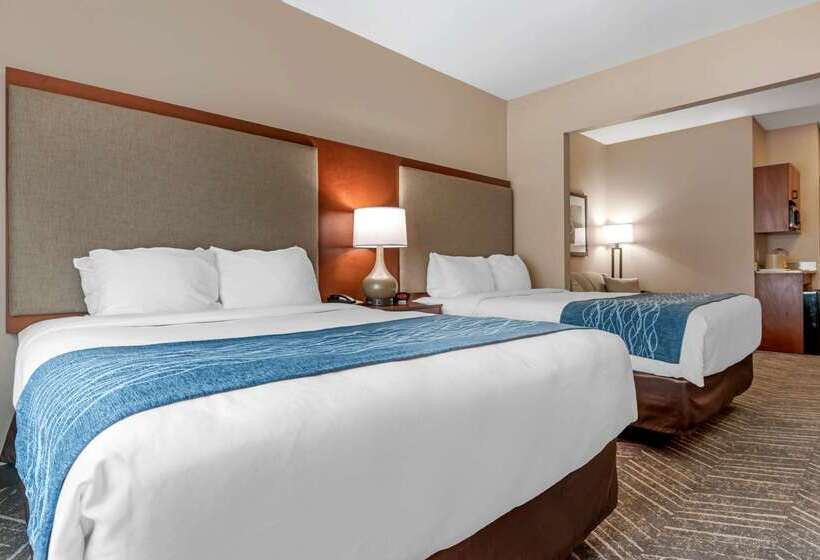 בית מלון כפרי Comfort Inn & Suites Mountain Iron And Virginia