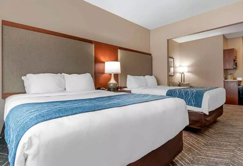 Hotelli Comfort Inn & Suites Mountain Iron And Virginia