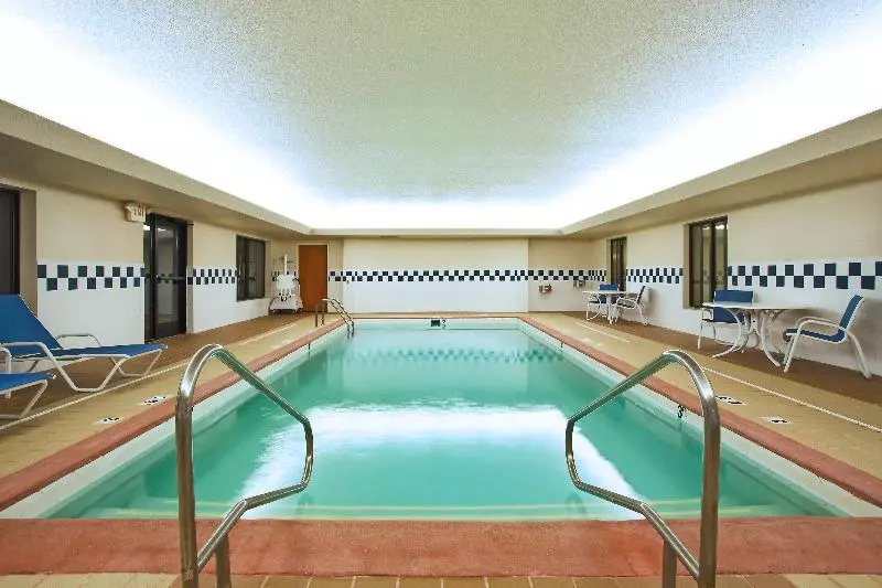 Holiday Inn Express Hotel & Suites East Lansing, An Ihg