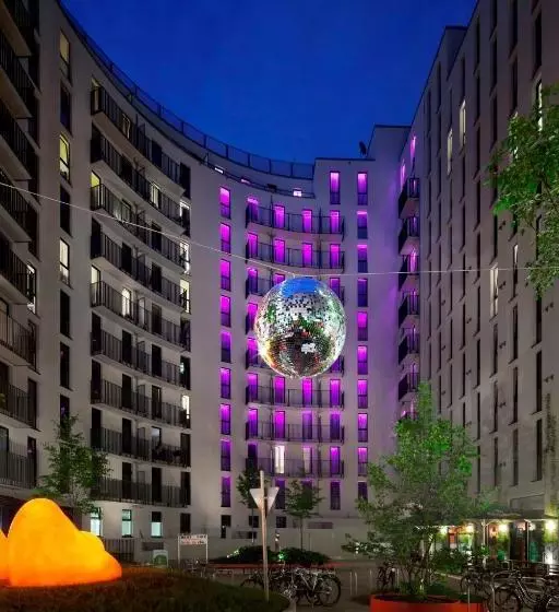 هتل Indigo Berlin – Alexanderplatz