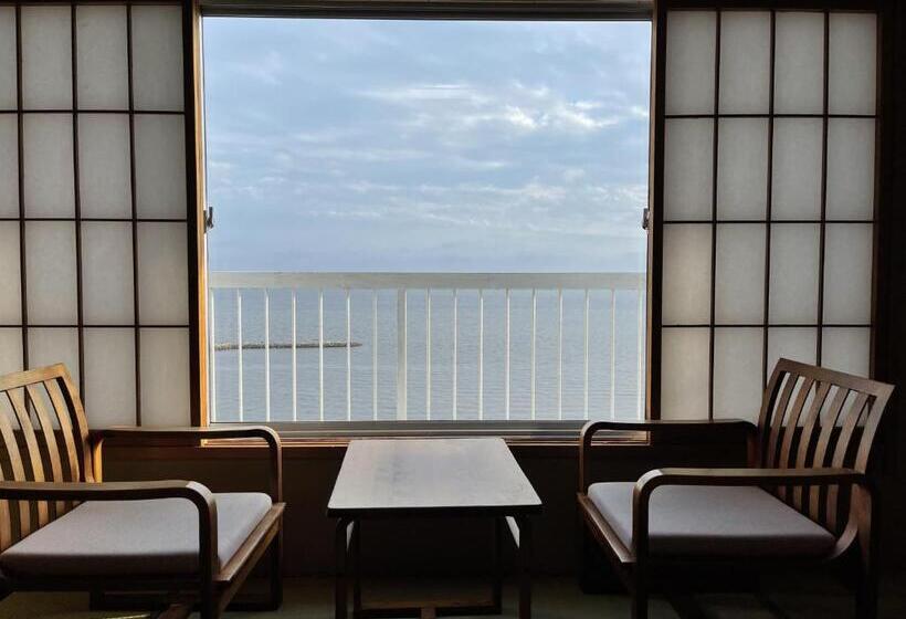 בית מלון כפרי Shofuen