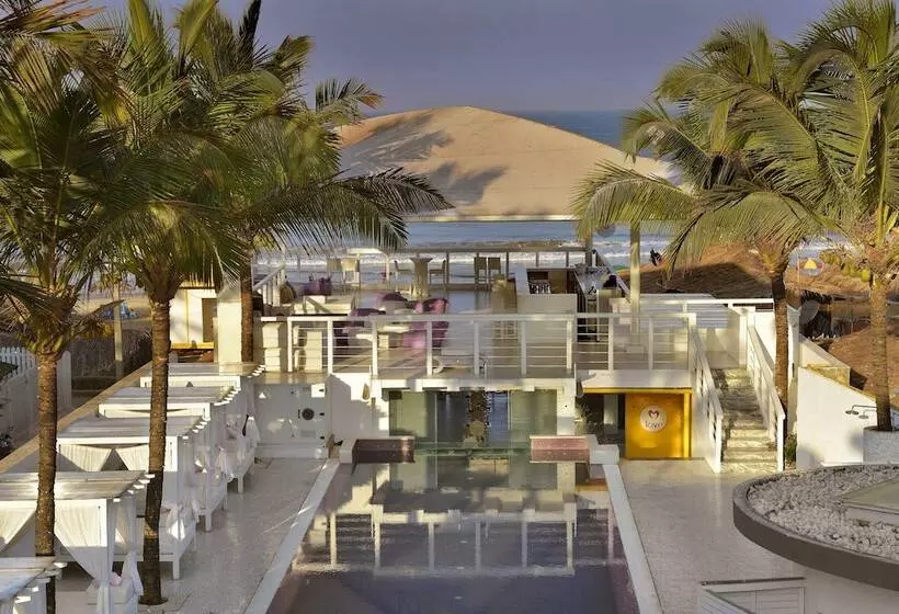 בית מלון כפרי The Park Calangute Goa