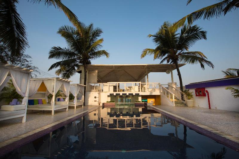 בית מלון כפרי The Park Calangute Goa