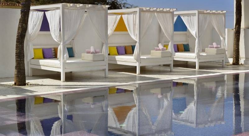 בית מלון כפרי The Park Calangute Goa