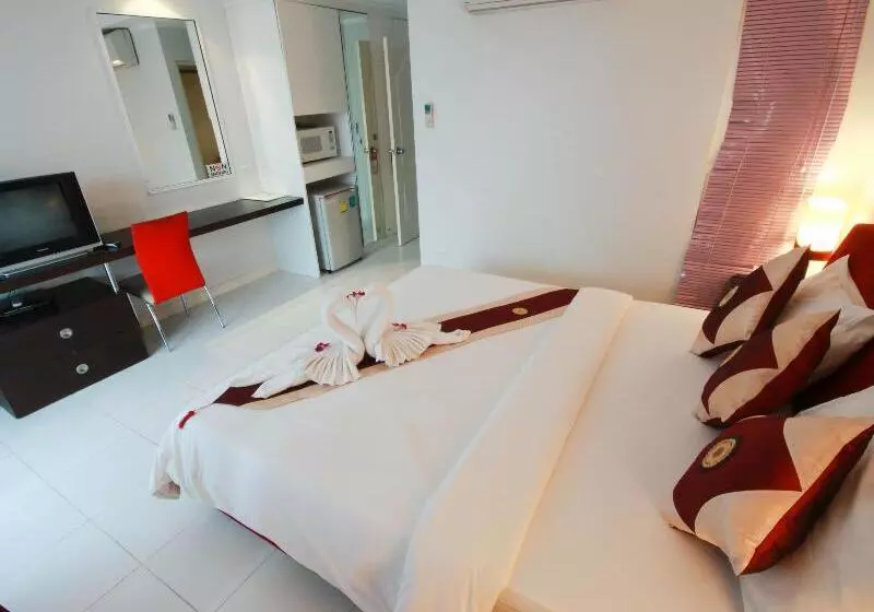 Kata Beach Studio Phuket