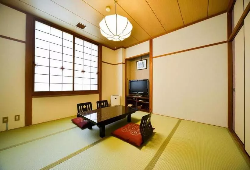 Отель Claire Higasa