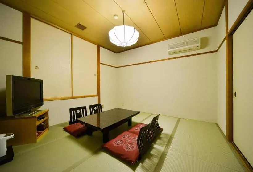 Отель Claire Higasa