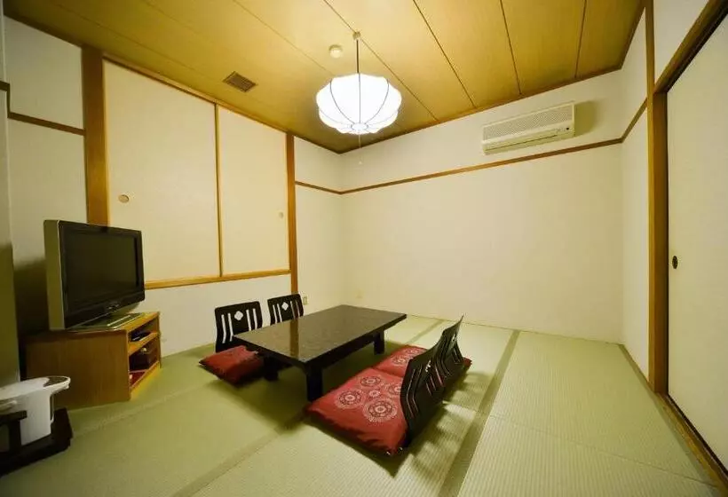 Отель Claire Higasa