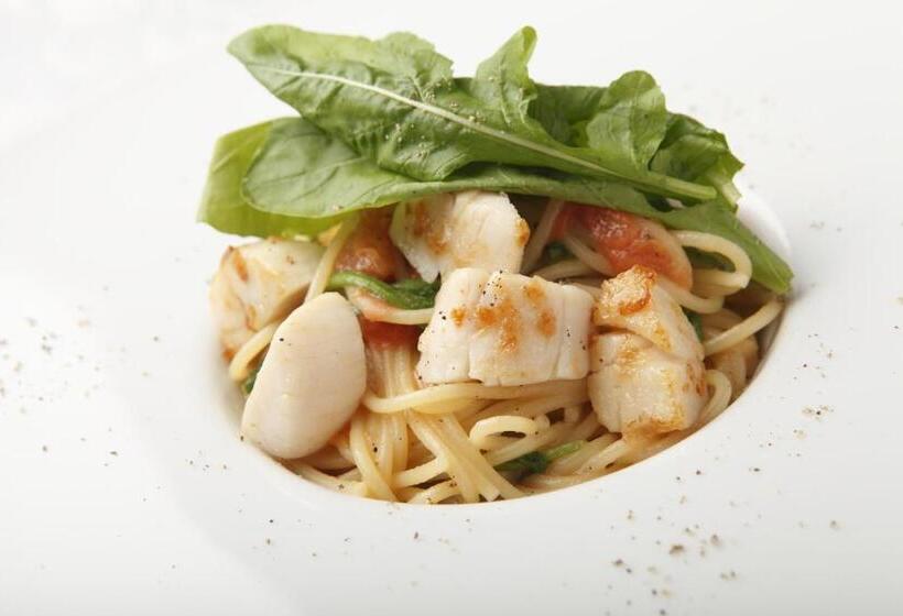 호텔 Claire Higasa