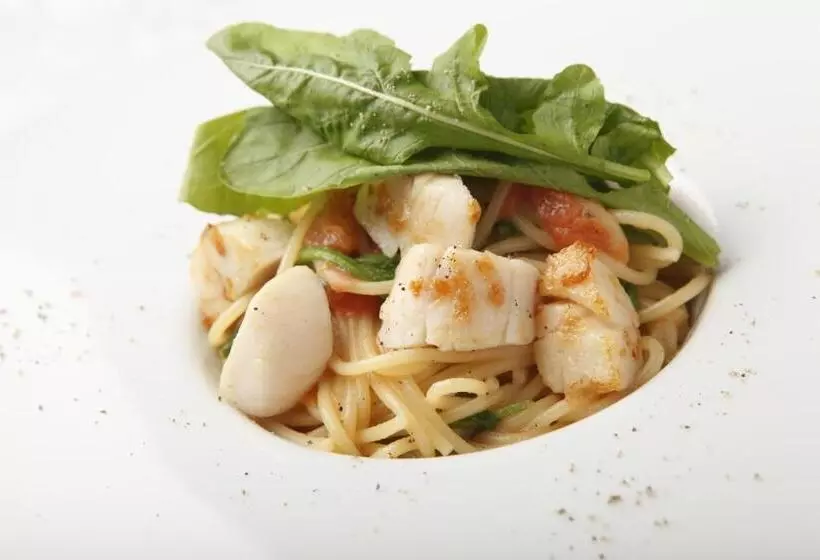 Отель Claire Higasa