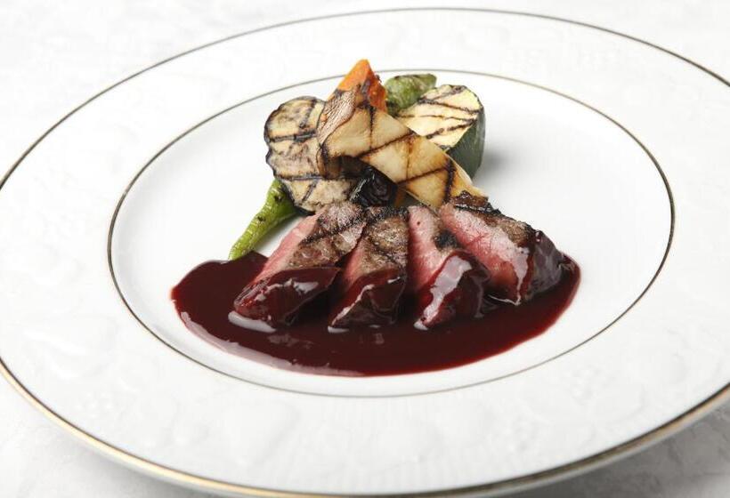 호텔 Claire Higasa