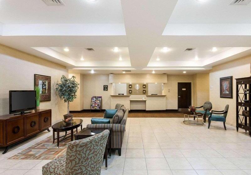 فندق Comfort Inn & Suites Regional Medical Center