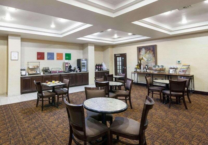 فندق Comfort Inn & Suites Regional Medical Center