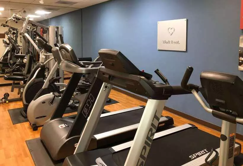 Tapa Hotel, Inn & Suites