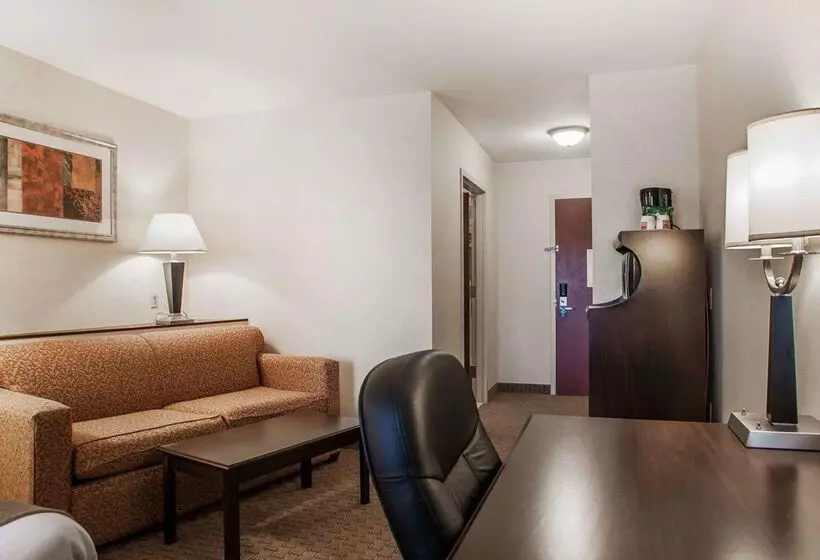 Tapa Hotel, Inn & Suites