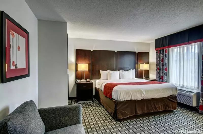 هتل Comfort Suites Williamsburg Historic Area
