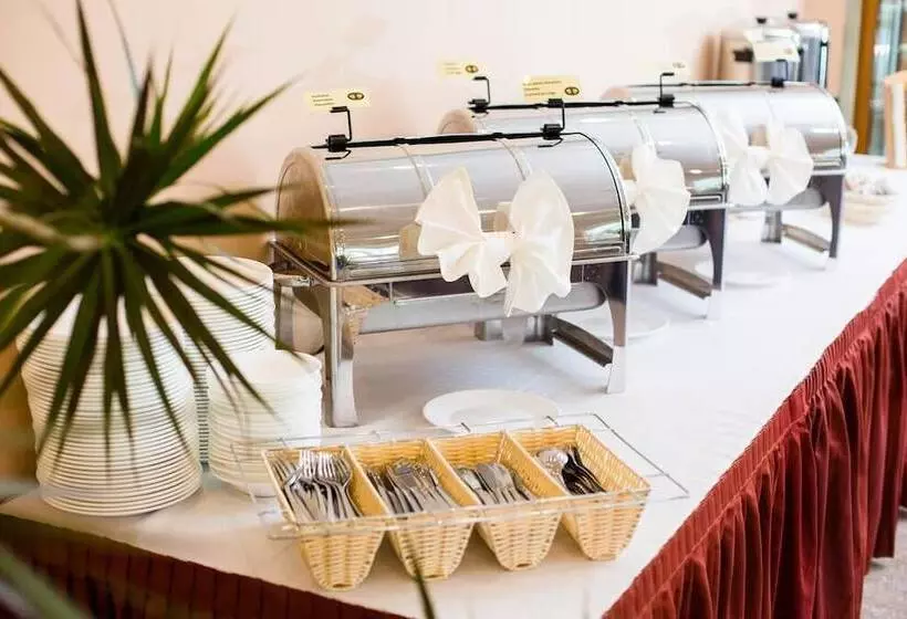 هتل Daina Jurmala Beach