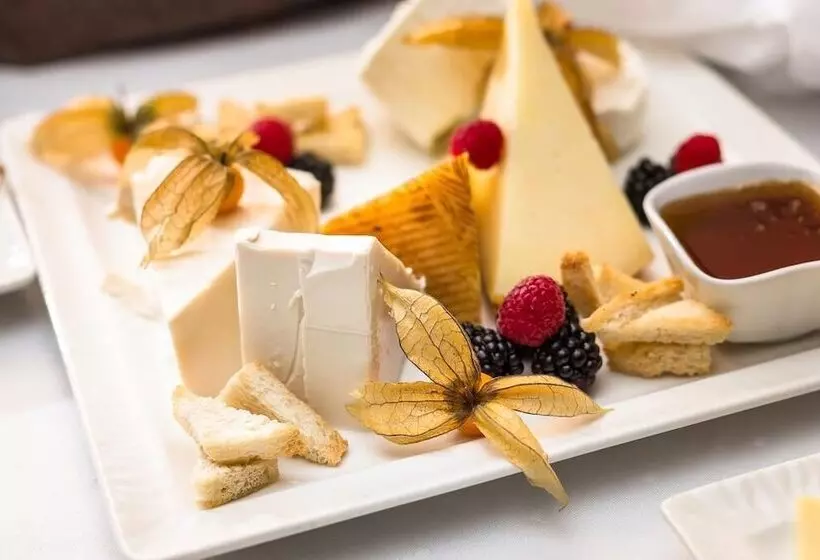 هتل Daina Jurmala Beach