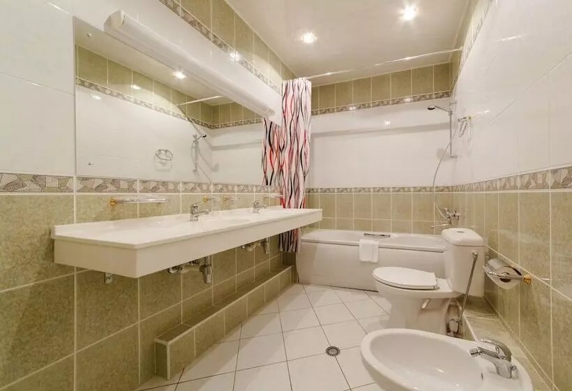 هتل Daina Jurmala Beach